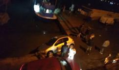 İstanbul - Sarıyer'de otomobilin denize düştüğü yerde ikinci kaza kamerada; mendirekte asılı kaldı