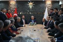 AK Parti'li Yazıcı: Türkiye yeni anayasa yapmalı