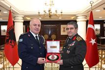Genelkurmay Başkanı Orgeneral Bayraktaroğlu, Arnavutluk Hava Kuvvetleri Komutanı Dimo'yu kabul etti
