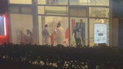 İstanbul - Eminönü'nde banka soygunu; 112 bin lira alıp kaçtı -1