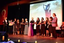 Öğretmenler bu kez ders değil, konser verdi