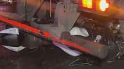 İstanbul - Küçükçekmece’de belediye temizlik aracına çarpan motosikletteki 2 kişi öldü