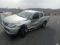 Gercüş’te hafif ticari araç ile pikap çarpıştı