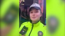 İşlem yapan kadın polisleri videoya çeken otobüs şoförü gözaltında