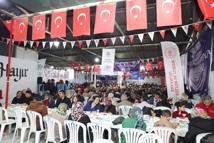 Akdeniz’de yüzlerce vatandaşın katılımıyla ilk iftar yapıldı