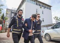 Cinayetten sonra delil karartmak için cep telefonunu foseptik çukuruna atmış