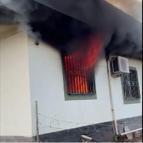 Mardin’de aynı saatte 2 müstakil ev, yangında kullanılamaz hale geldi