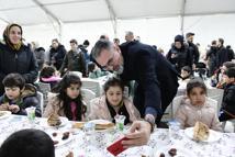 Kestel’de çocuklar tekne orucunu birlikte açtı