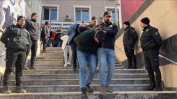 İstanbul- İstanbul'da 3 iş yerine saldırıp 26 milyon lira haraç istediler: 12 gözaltı