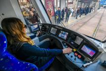 Raylarda kadın gücü