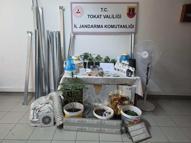 Evdeki 'kenevir serası'na jandarma baskını; 2 gözaltı