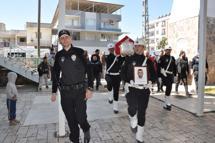 Geçirdiği trafik kazasında yaralanan  polis memuru 7 aylık yaşam mücadelesini kaybetti
