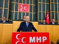 Bahçeli: Türkiye, üzerinde kumar oynanacak bir ülke değil