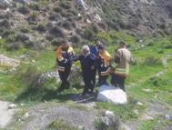 Şarampole yuvarlanan otomobilin sürücüsü yaralandı