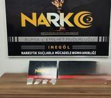 Polisten kaçan otomobilin gizli bölmesinde uyuşturucu ele geçirildi: 2 tutuklama