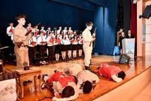 Öğrencilerden 12 Mart gösterisi