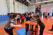 Osmaniye’de yıldız erkekler bilek güreşi müsabakalı sona erdi