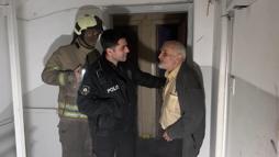 İstanbul- Avcılar'da çöp evde yangın paniği