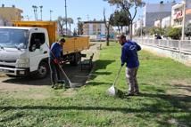 Toroslar’da park ve yeşil alanlar bakımdan geçiyor