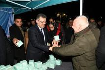 Başkan Genç’ten Kadir Gecesi’nde ikram