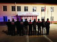 Cezaevine uyuşturucu sokmaya çalışırken yakalandılar