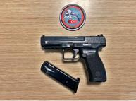 Aranan 20 kişi yakalandı