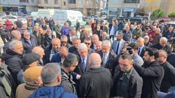 Dervişoğlu, çocukluk arkadaşının annesinin cenazesine katıldı