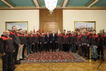 TBMM Başkanı Kurtulmuş, Meclis personeliyle bayramlaştı