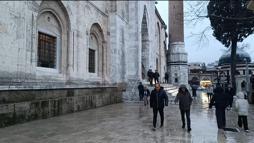 Bursa'da, bayram namazı 626 yıllık Ulu Cami'de kılındı