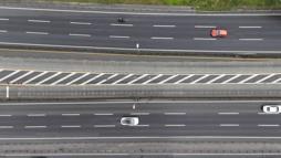 İstanbul - İstanbul'da bayramın ilk günü yollar boş kaldı