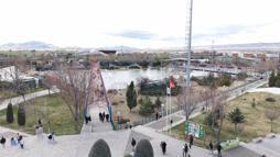 Kayseri’de bayramda hayvanat bahçesine yoğun ilgi