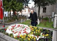 Bahçeli, Muhsin Yazıcıoğlu'nun kabrini ziyaret etti