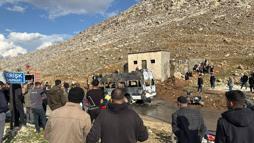 Mardin’de öğrencileri taşıyan minibüs yandı