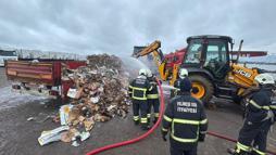 Karton yüklü TIR dorsesindeki yangın büyümeden söndürüldü