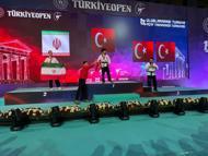 Bursalı milli tekvandocu Antalya'daki turnuvada poomsae kategorisinde şampiyon oldu
