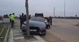 Otomobil ile çarpışan motosiklet sürücüsü yaralandı