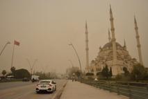 Doğu Akdeniz'de çöl tozu etkili oldu / Ek fotoğraflar