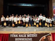 Bağlama kursiyerlerinden eşsiz konser