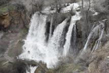Obrukla oluşan Sızır Şelalesi, son yağışlarla coştu / Ek fotoğraflar