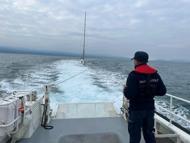 Kuşadası açıklarında sürüklenen teknedeki 2 kişi kurtarıldı