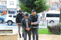 TIR'ın dorsesindeki araçtan uyuşturucu çıktı; 1 gözaltı