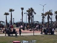 Hatay’da güneş yüzünü gösterdi, sahiller doldu