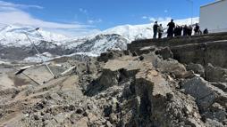 Hakkari'de katı atık tesisi, heyelanda büyük zarar gördü