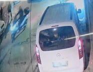 Beyoğlu’da 'Akşam çay içmeye geleceğiz' tehdidiyle ev kurşunladı: Çelik yelekle yakalandı