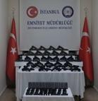 Zeytinburnu’nda silah ticareti yapan şüphelilere operasyon: 3 gözaltı