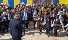 Saran: Bu salondan yükselen ses sadece top sesi değil, emeğin ve umudun sesi olsun