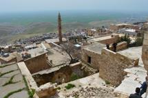 Mardin’de sağanak sit alanına zarar verdi, istinat duvarları çöktü