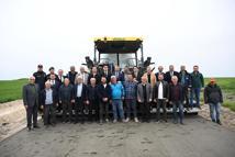 Edirne Valisi Sezer: Bu yıl 300 kilometrenin üzerinde sathi kaplama ve asfalt yol yapmayı hedefliyoruz