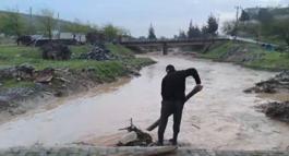 Gaziantep’te sağanak sonrası yollar göle döndü