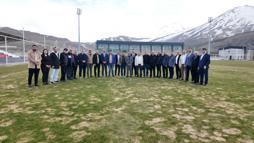 Büyükşehir’in Erciyes Yüksek İrtifa Kamp Merkezi’ne spor yazarlarından tam not